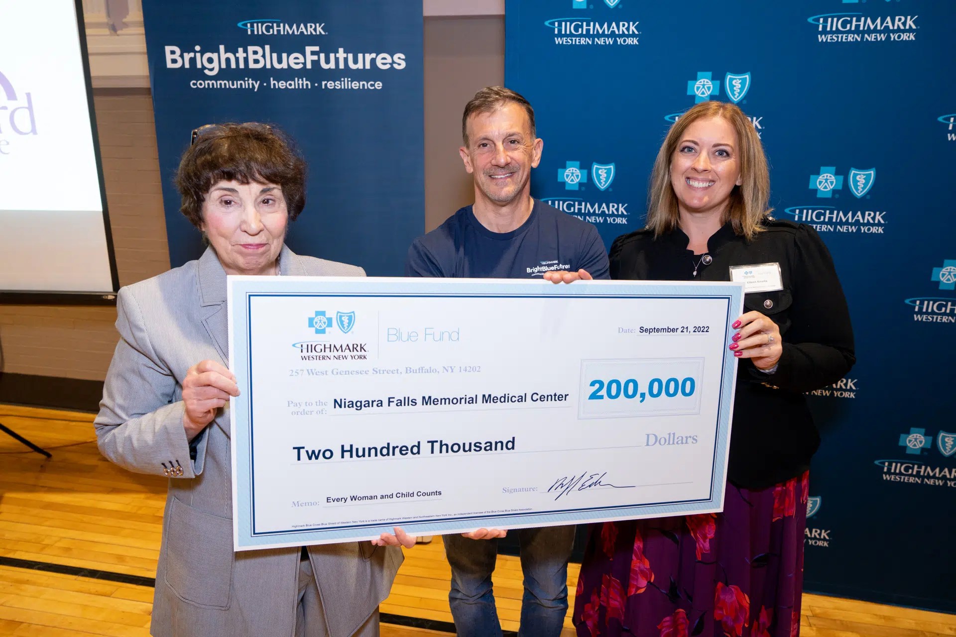 Memorial receives 200k Highmark BCBSWNY Blue Fund grant Niagara Falls Memorial Medical Center