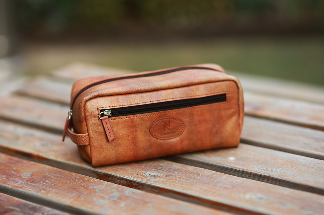 Real Leather Shaving Kit (Large) N Gents