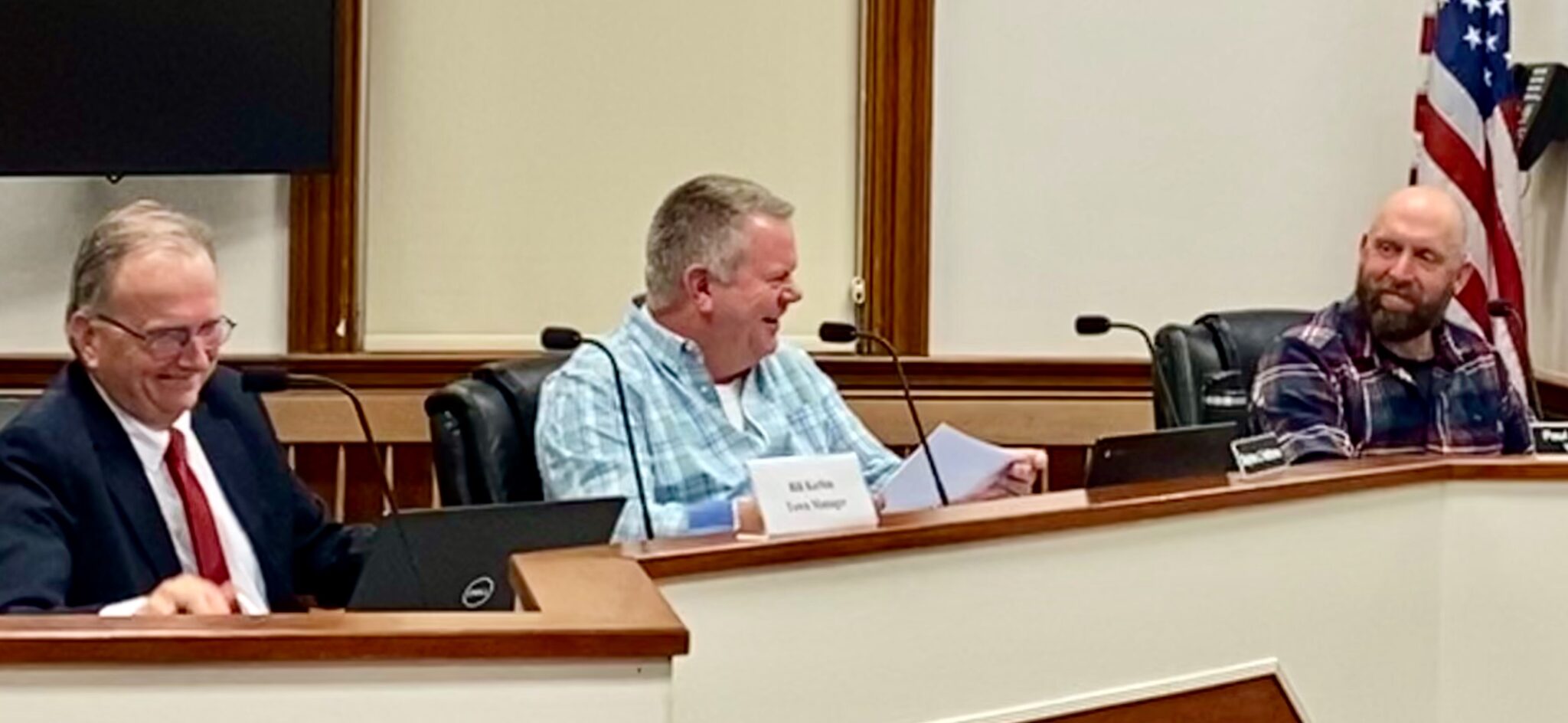 Board new manager, considers library schedule, Intervale Pizza