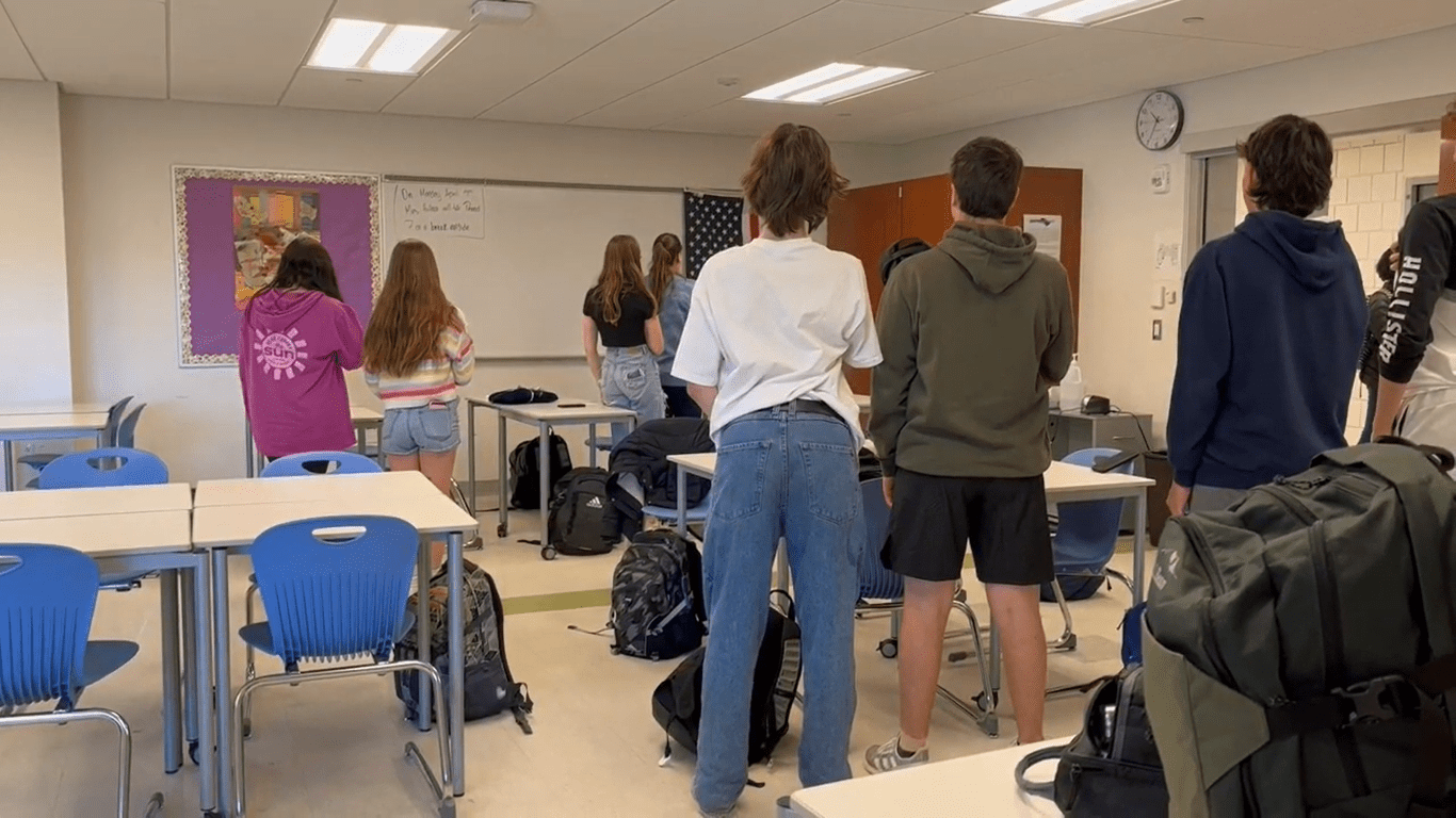 MINIDOC Why Do Teens Conform in High School? NHS Chief Advocate