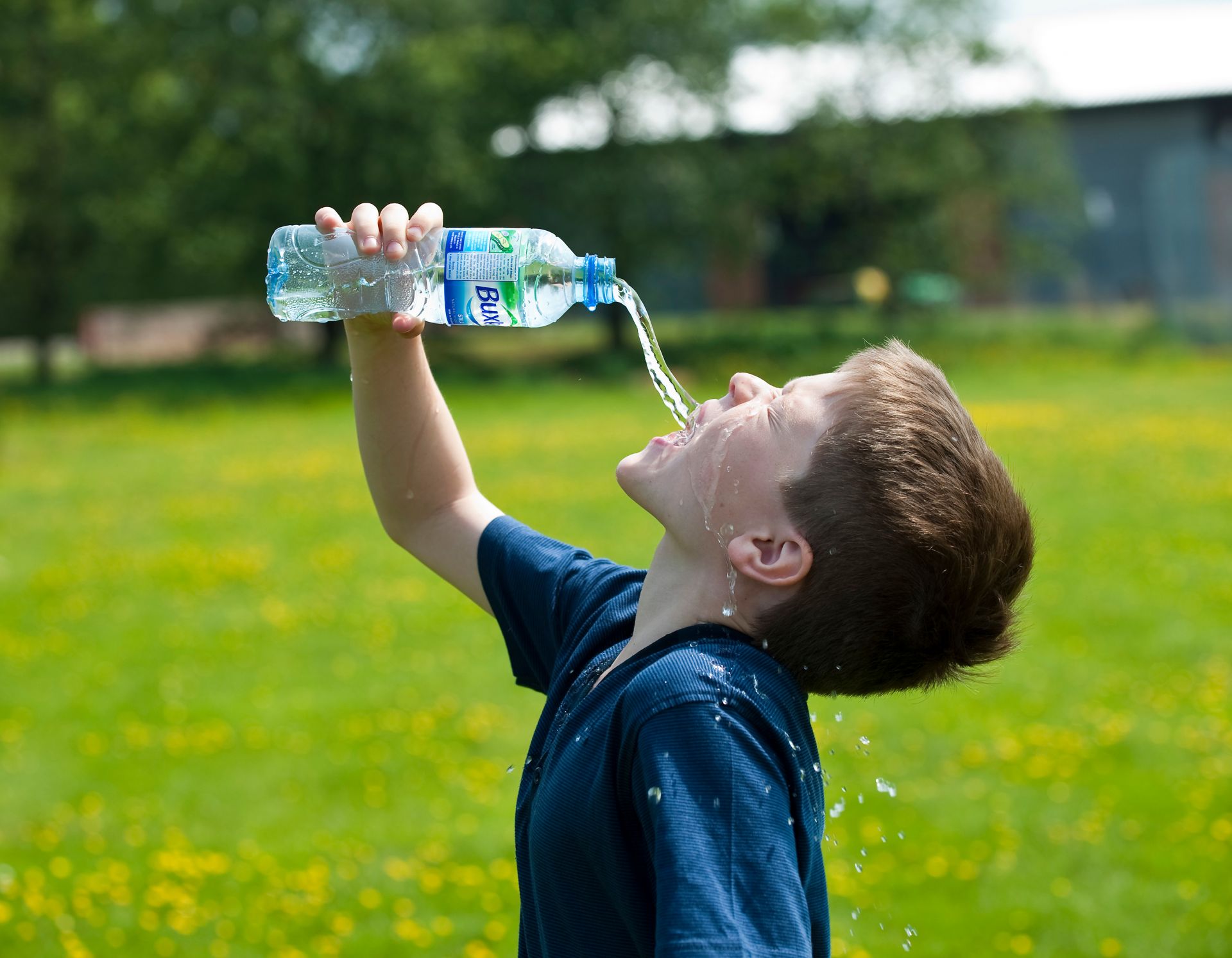 NHS Forth Valley Local people urged to stay safe in the sun