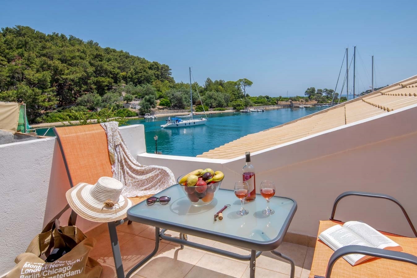 Stella apartment Paxos Niakas Travel