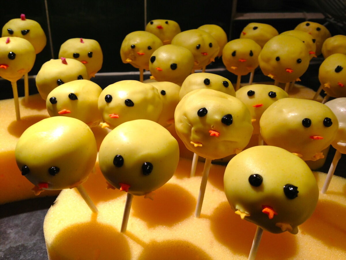 Easter Chick Cake Pops Nice Adventures