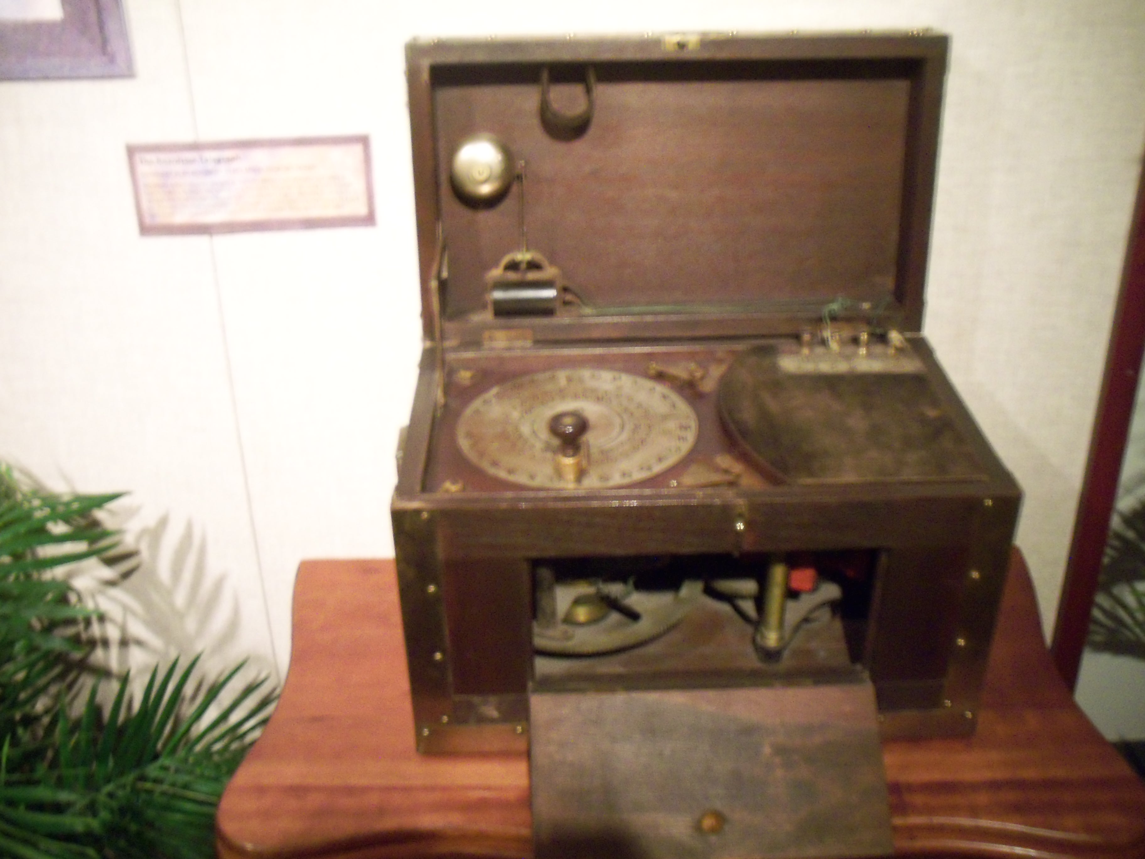 Could the world's first laptop be 150 years old? Nicely Done Sites