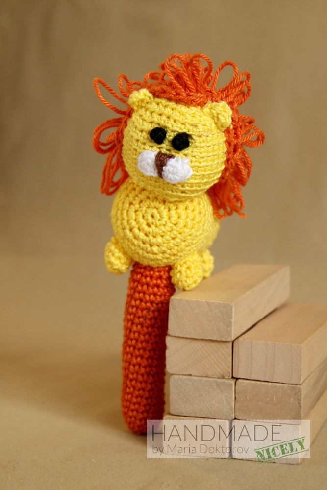 Lion crochet baby rattle toy