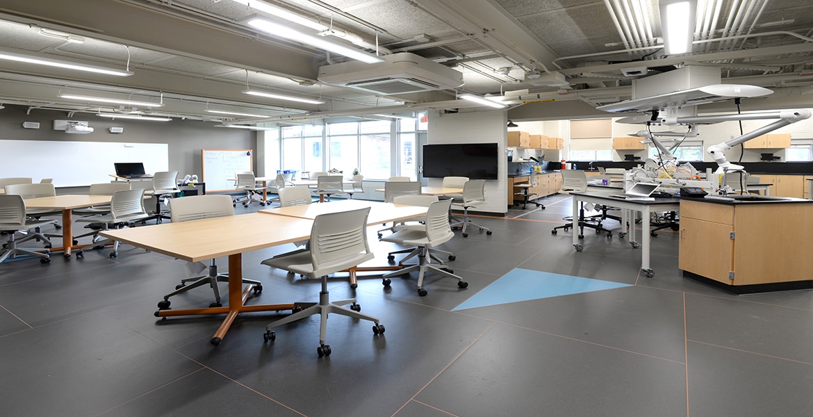 Deerfield Public Schools District 109 Next Generation Science Labs