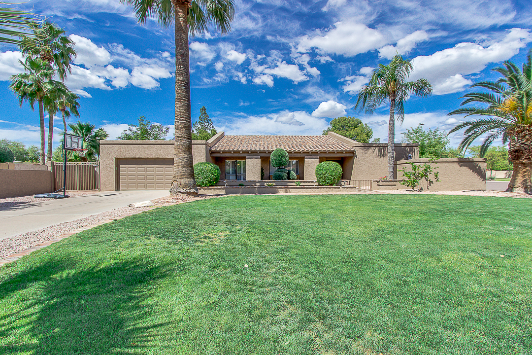 1906 E Vaughn Street Tempe AZ 85283 Tempe Real Estate Agent Nick