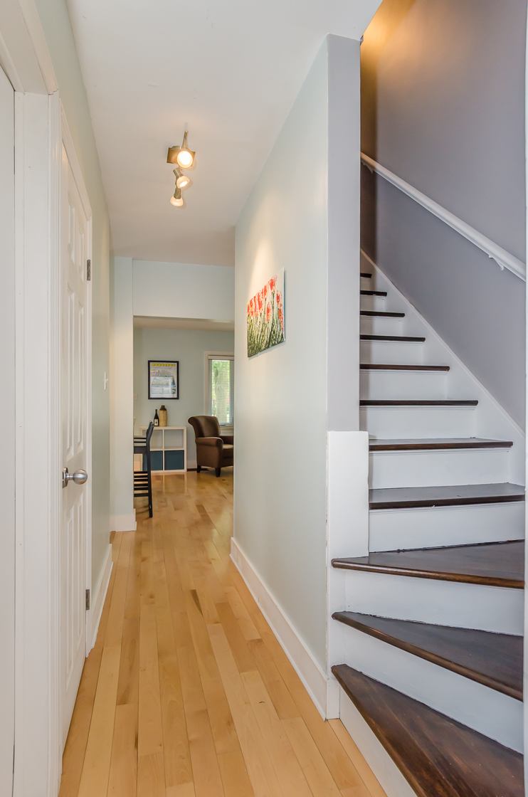 SOLD 32 Belmont Ave W Nick Czarnogorski