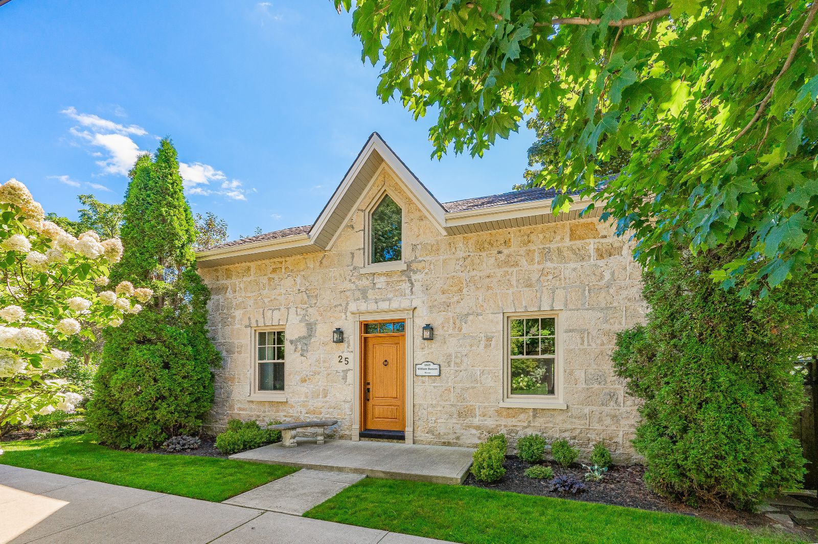 25 David St E Elora Nick Fitzgibbon