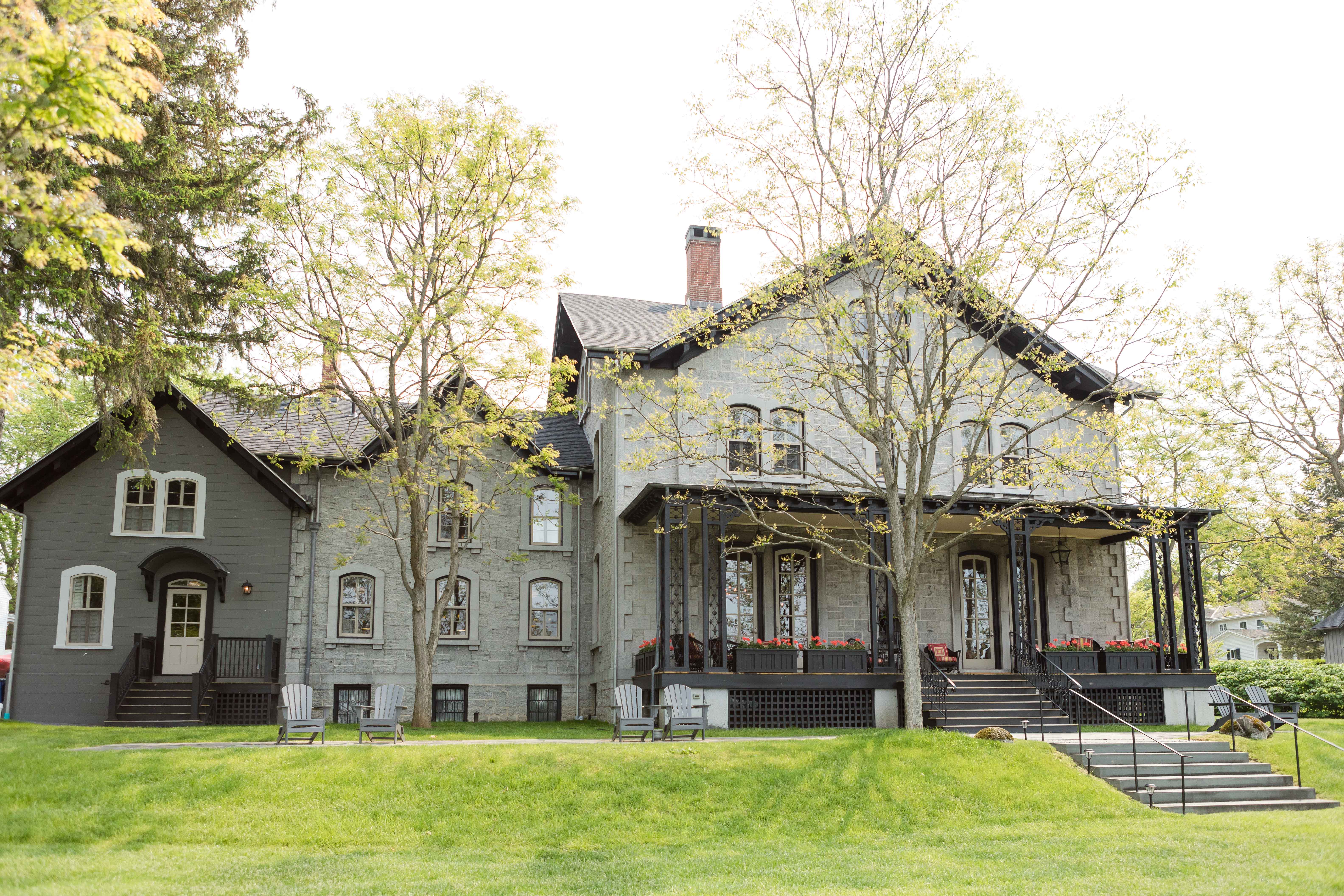 Inns of Aurora Wedding Venue