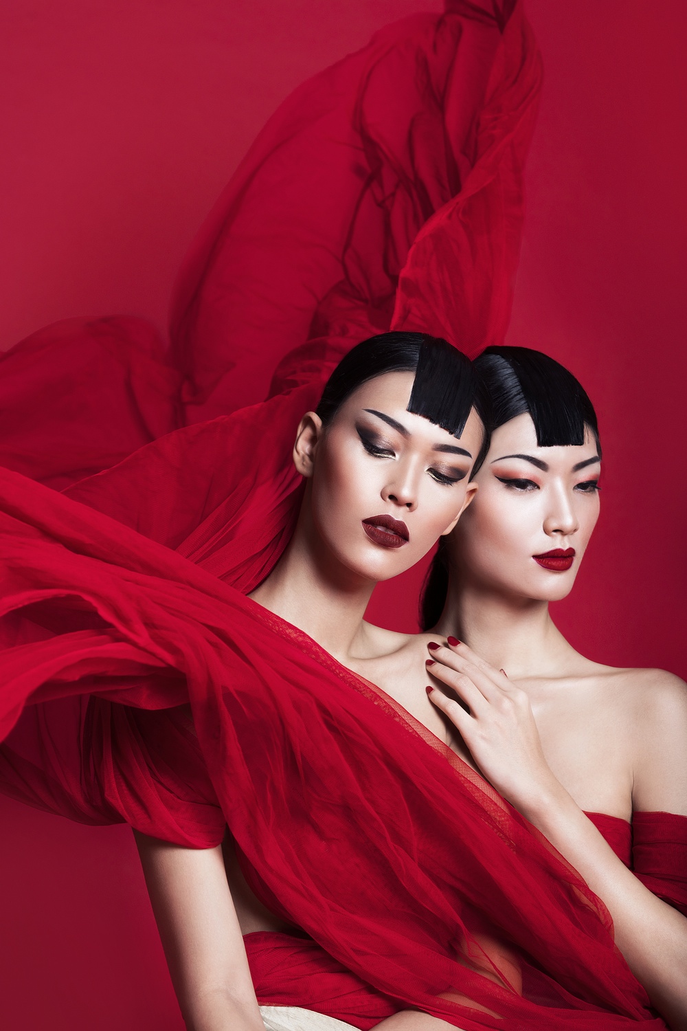 Fashion x Art Oriental Red Photo Exhibition Nicoline Patricia Malina