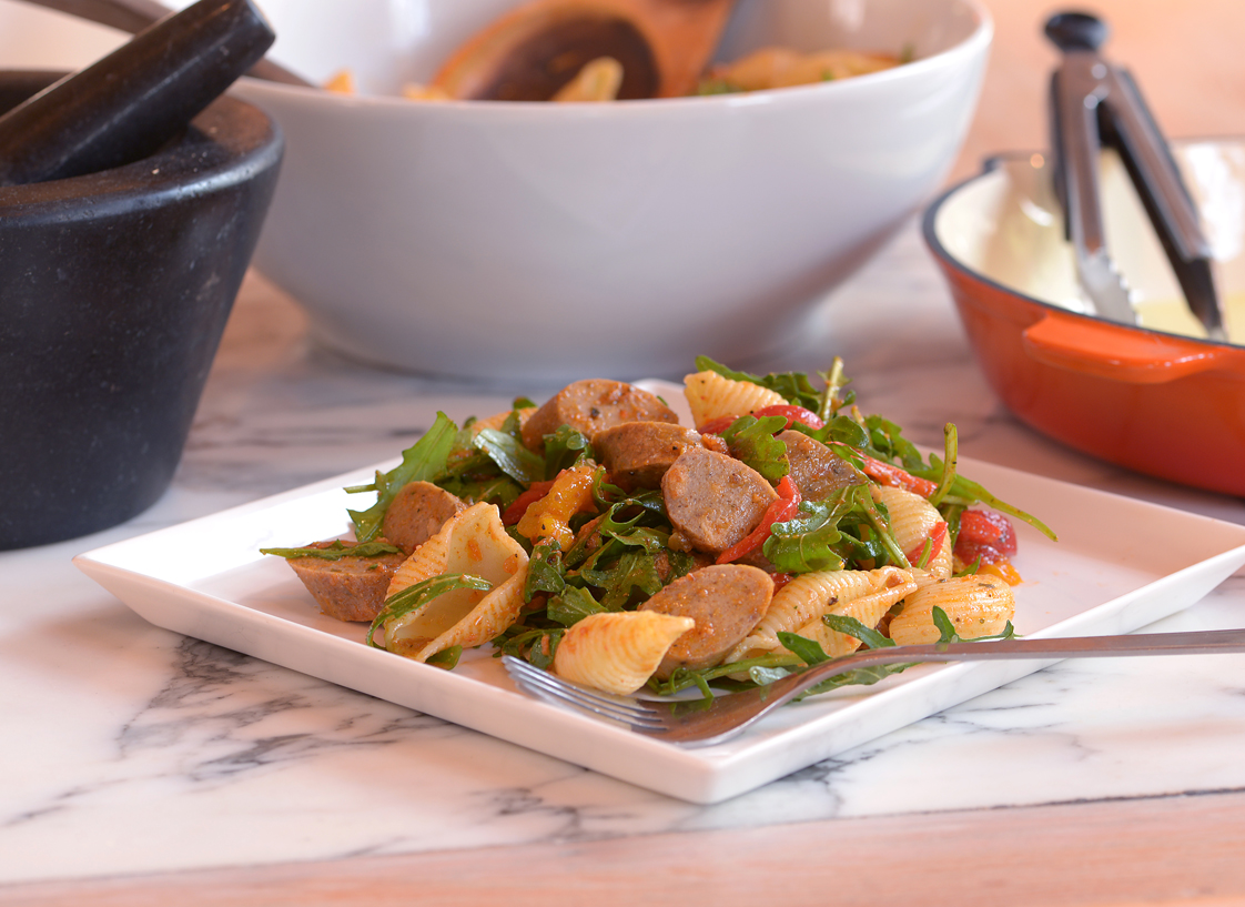 Quorn Sausage, Roast Pepper & Rocket Salad Nics Nutrition