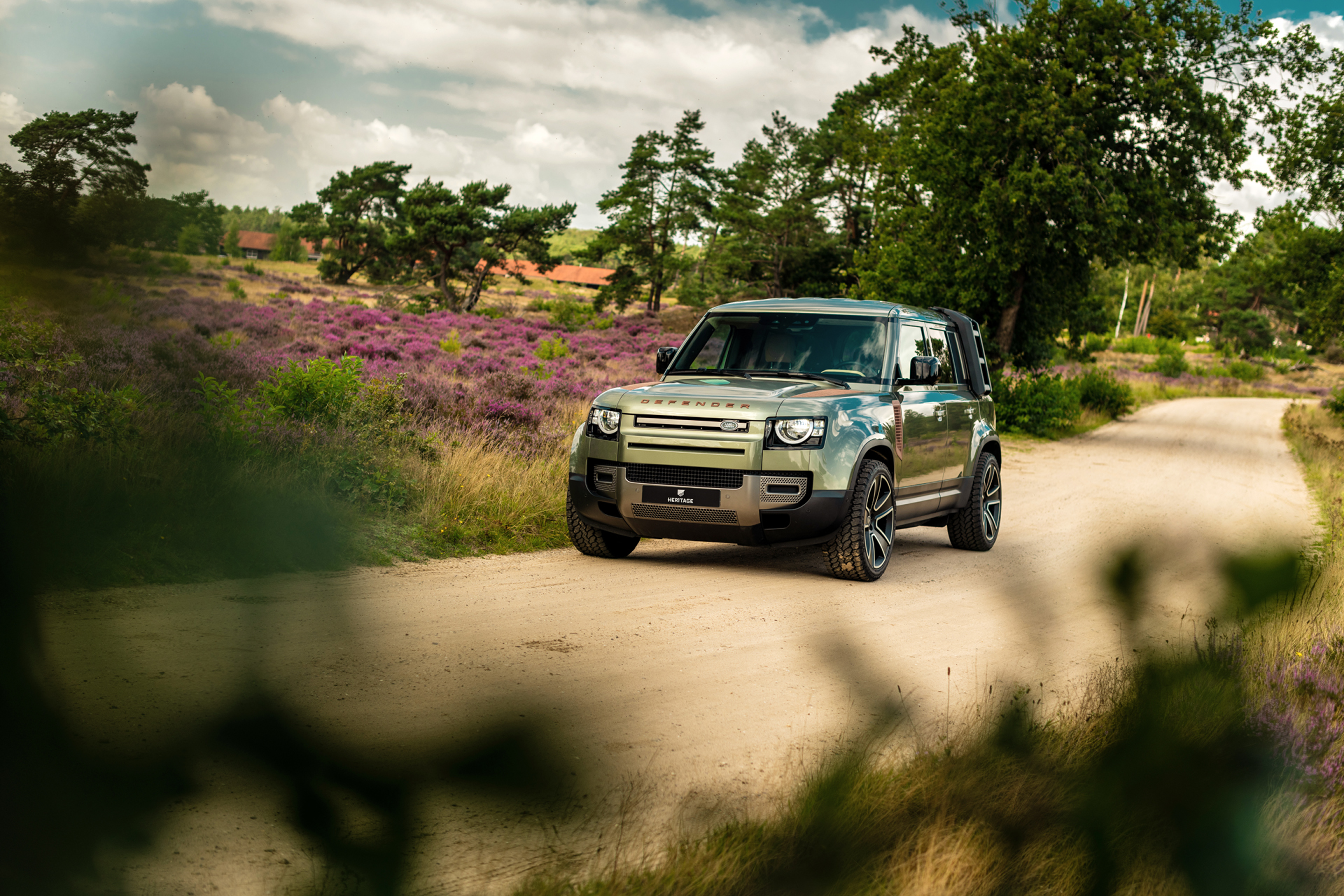 HERITAGE CUSTOMS VALIANCE VERDIGRIS New Land Rover Defender Niels