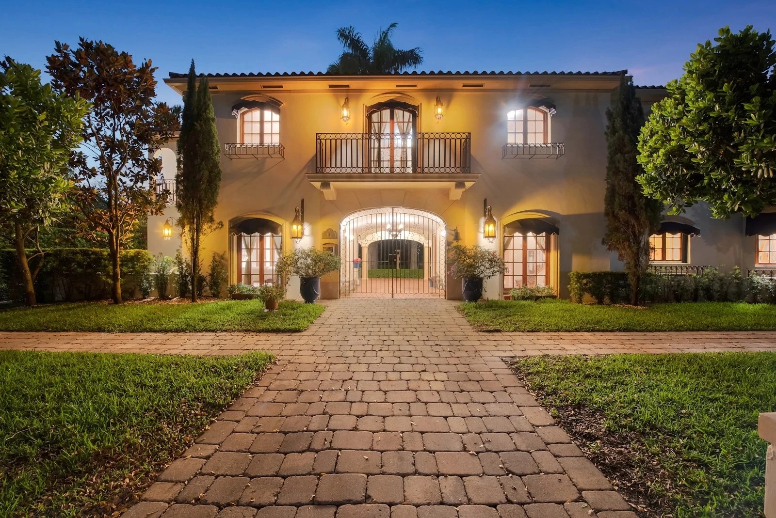 The Aledo Estate for Rent The Nightfall Group