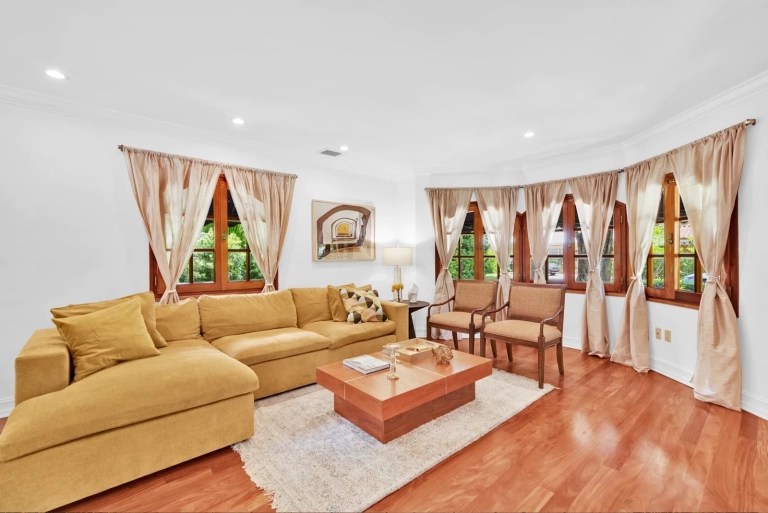 The Aledo Estate for Rent The Nightfall Group