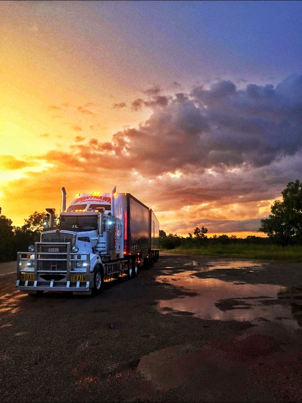 GALLERY NightHawk Transport