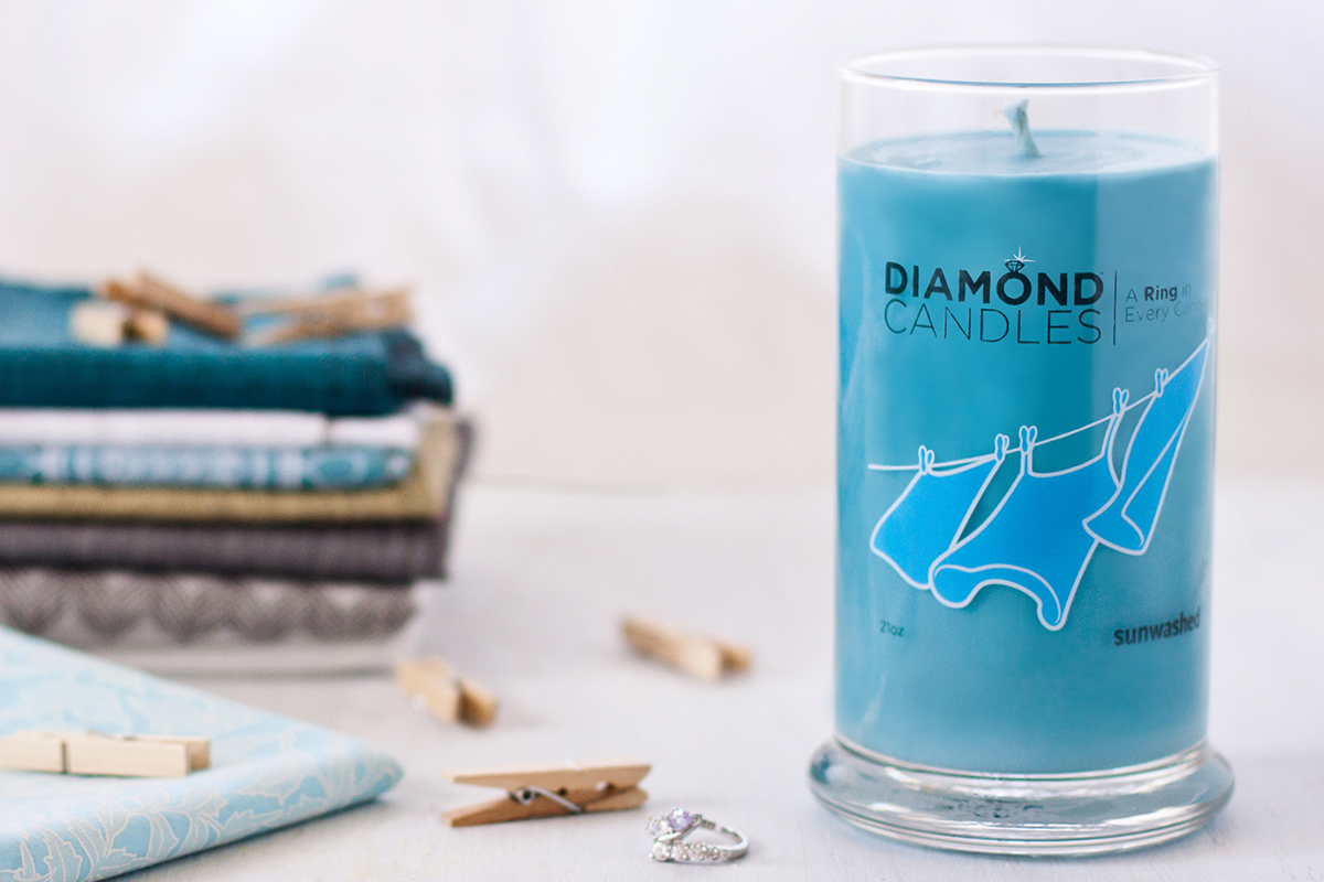 Diamond Candles Review & Giveaway! Night Helper