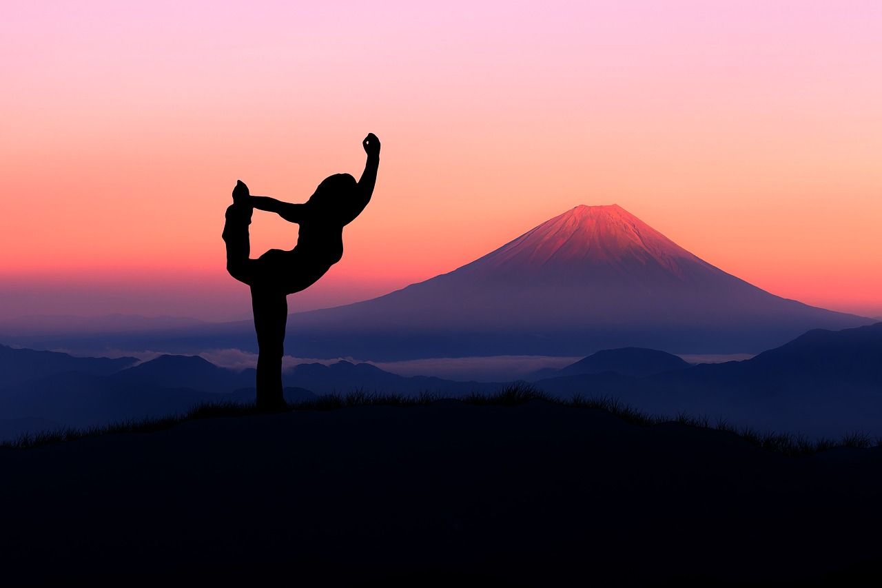 Йога теней (Shadow Yoga)