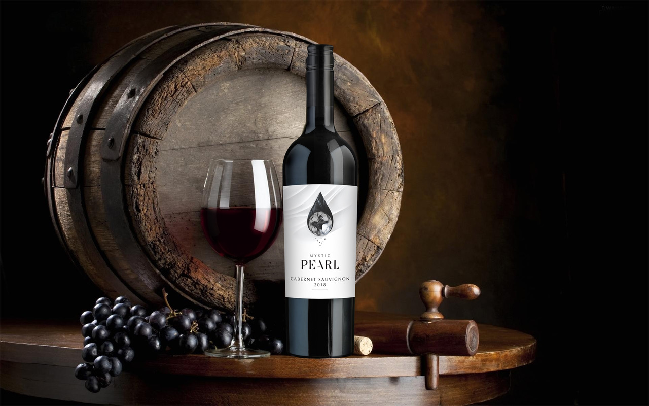 What is the best wine drinking etiquette?