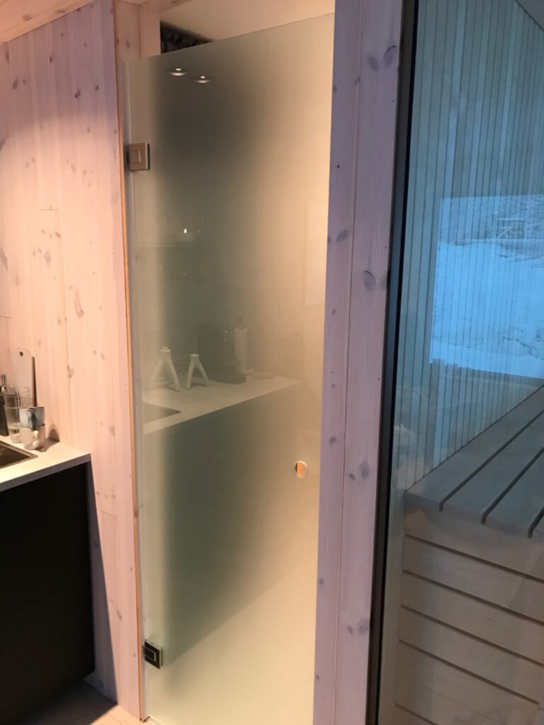 Glasväggar Dusch Glasväggar Dusch & Bastu Nilssons Glas & Aluminium