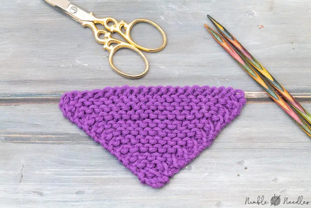 How to knit a shawl + 8 easy patterns for beginners