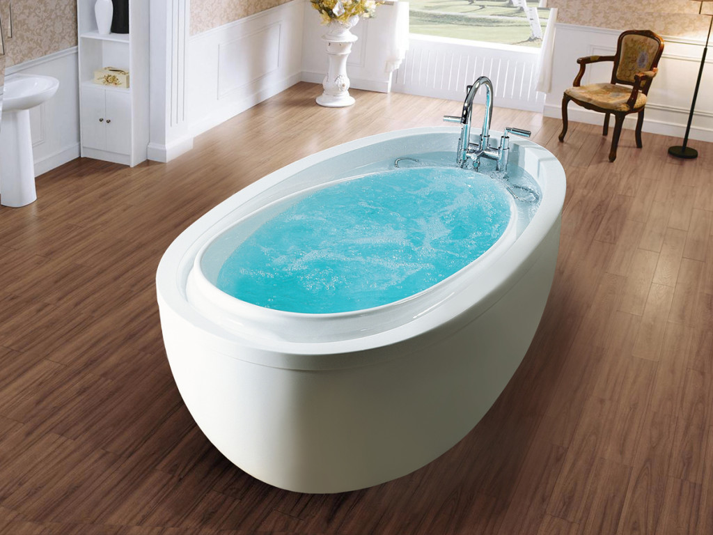 20 Bathroom Designs with Infinity Bathtubs