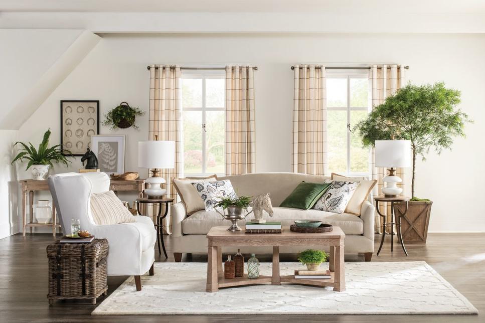 A Smart Guide on How to Choose Curtains for the Living Room