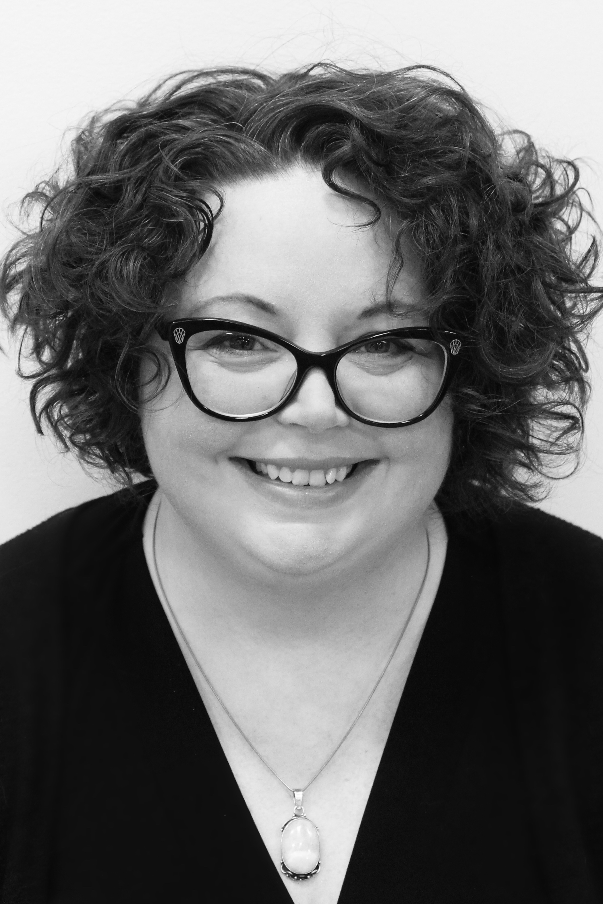 MEDEA… Like You’ve Never Seen Before! Nina Soden