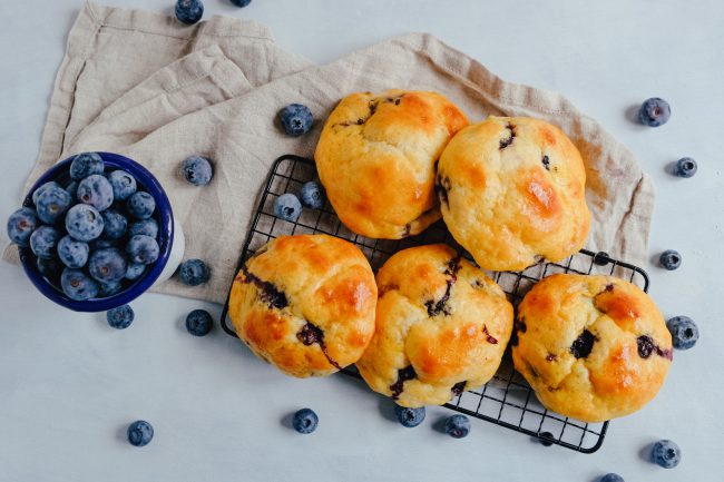 Gesunde BlaubeerQuarkbrötchen ohne Zucker Food Blog ninastrada
