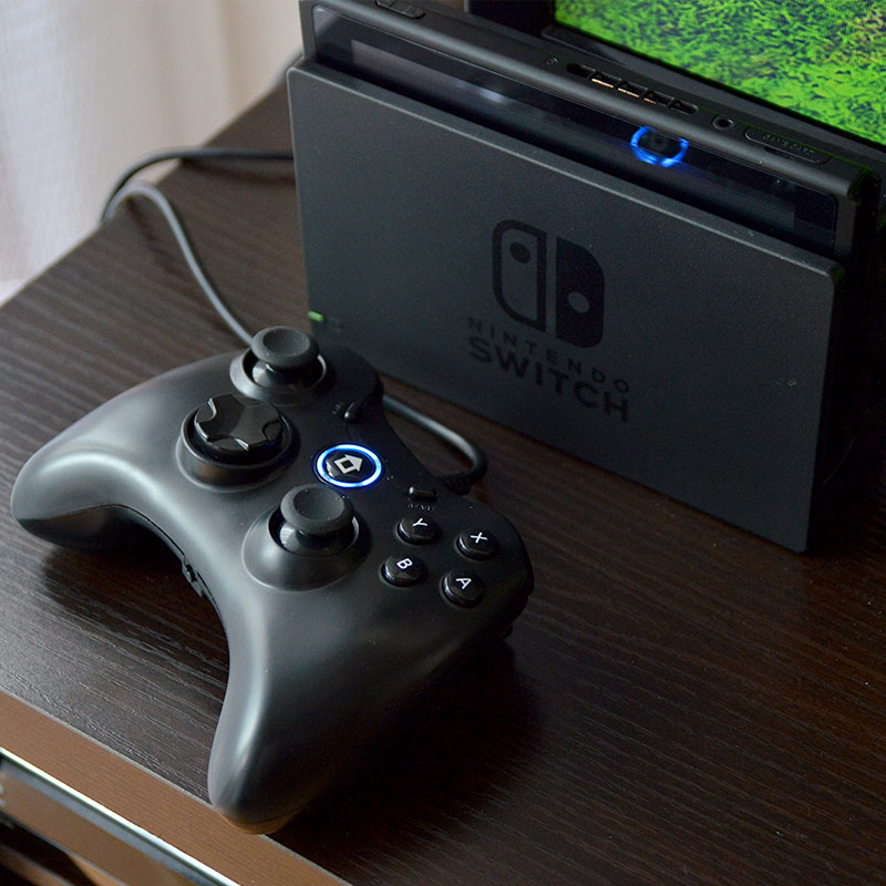 サンコーレアモノショップから『Nintendo Switch用 有線軽快コントローラー』が2017年10月に発売決定！