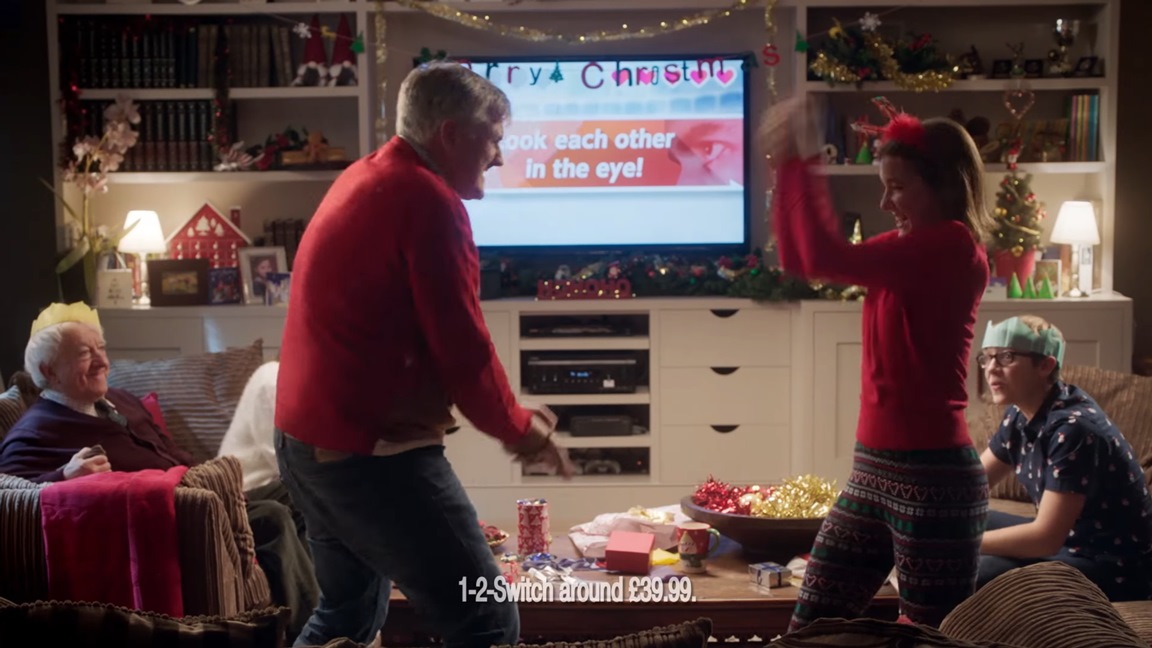 UK 12Switch "Fun for all the Family this Christmas" commercial