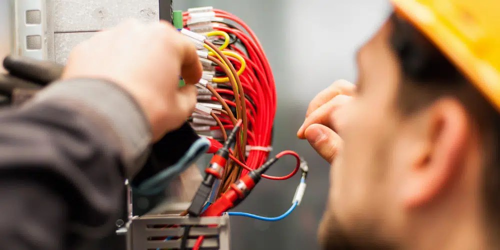 Types of Electrician Insurance to Manage Risks for Electrical