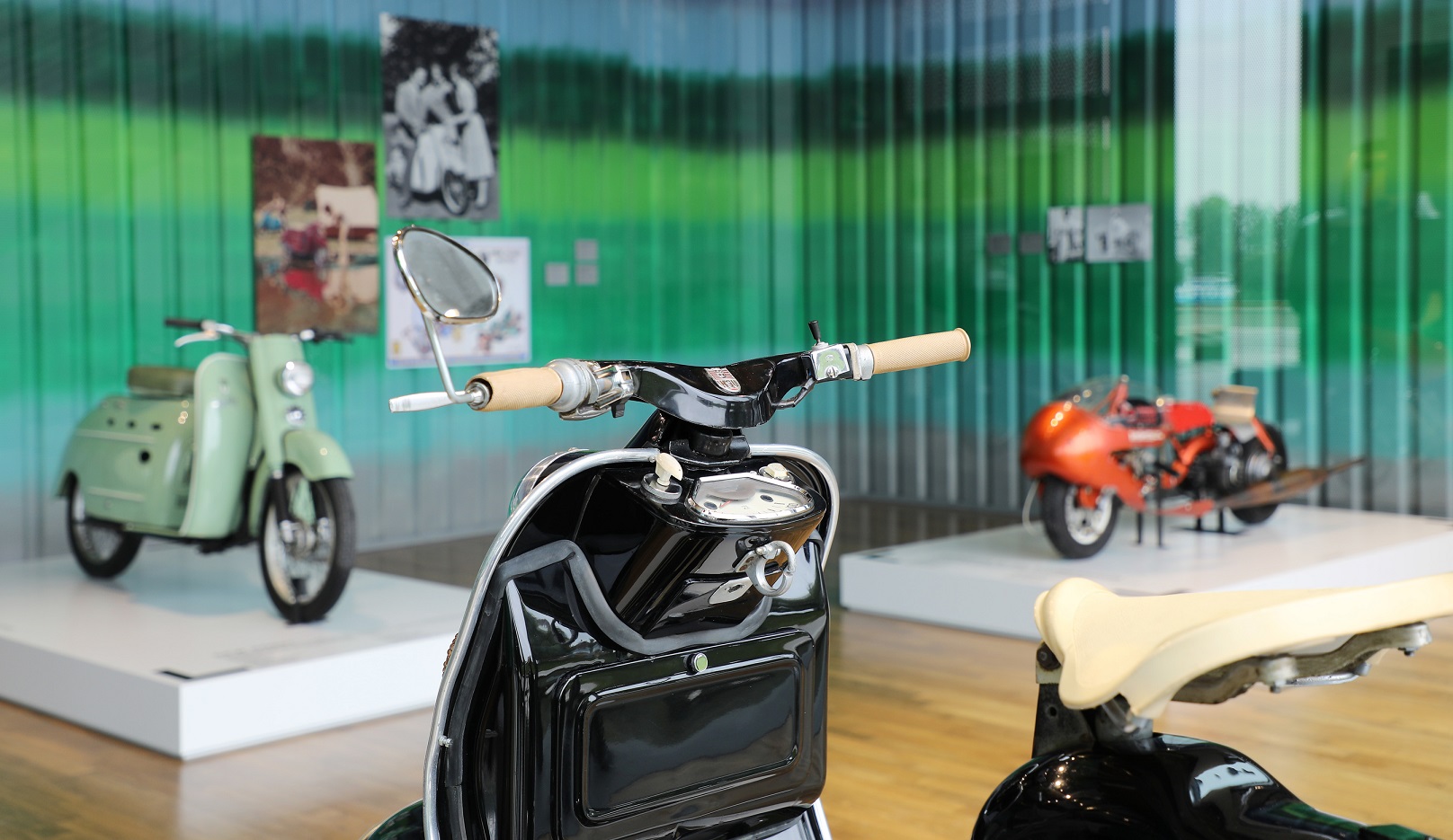 Geschichte und Zukunft des Motorrollers in der Autostadt