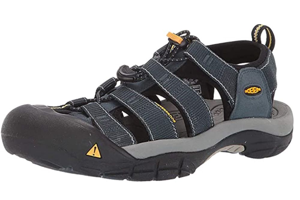 10 Best Reef Shoes (& Gloves) for Niue