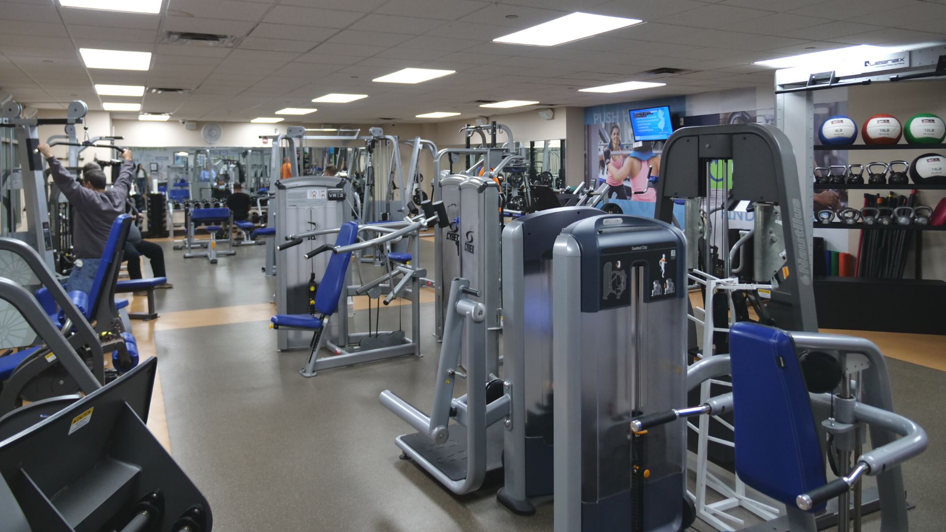 Amenities Woodbridge Community Center