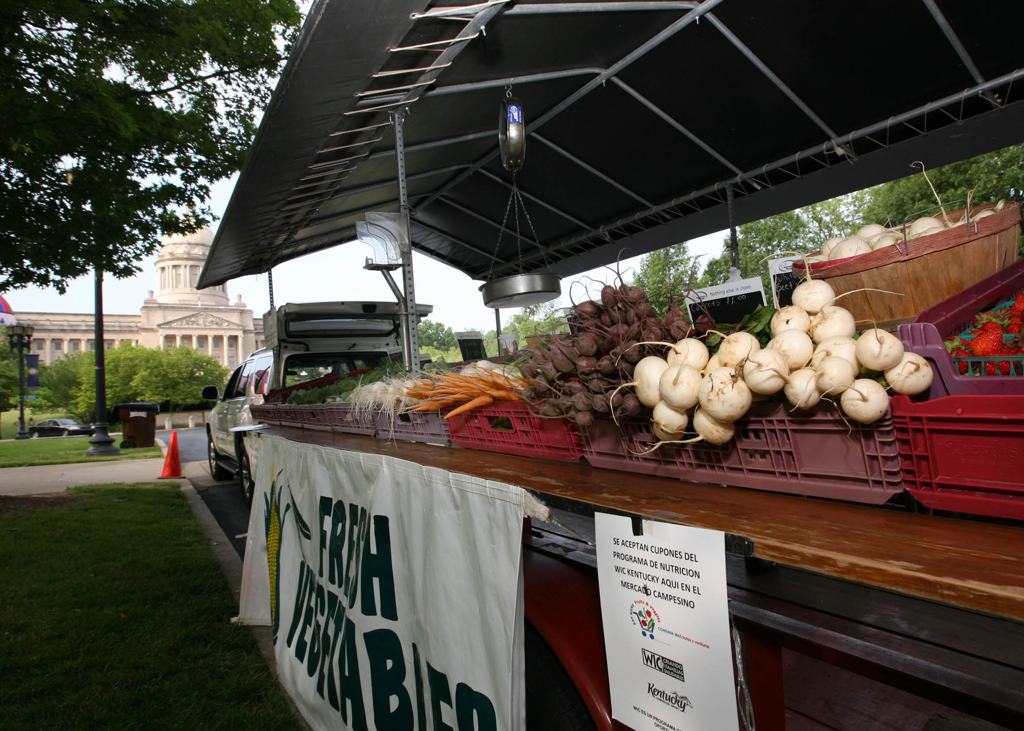 More than 200 farmers markets and individual producers expand access to