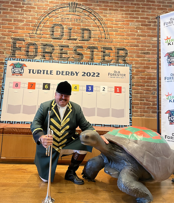 Slowest two minutes in sports Kentucky Turtle Derby returns; cash in