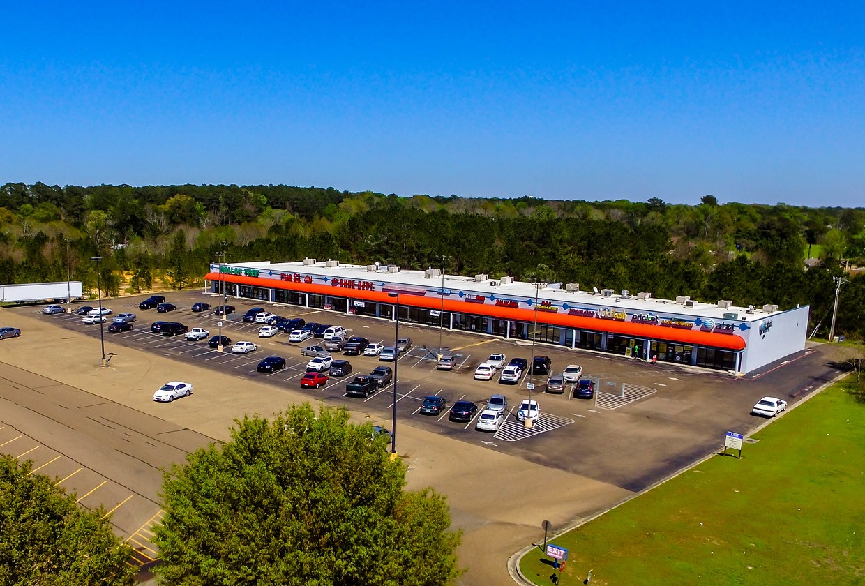 Brookhaven Plaza Net Lease Commercial Real Estate