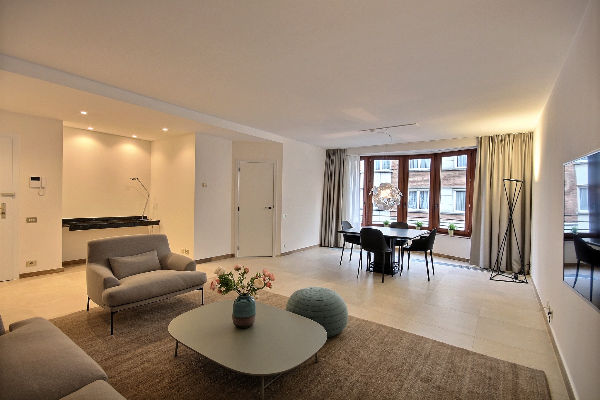 Montgomery Wonderful 2beds furnished apartment with 2 large terraces