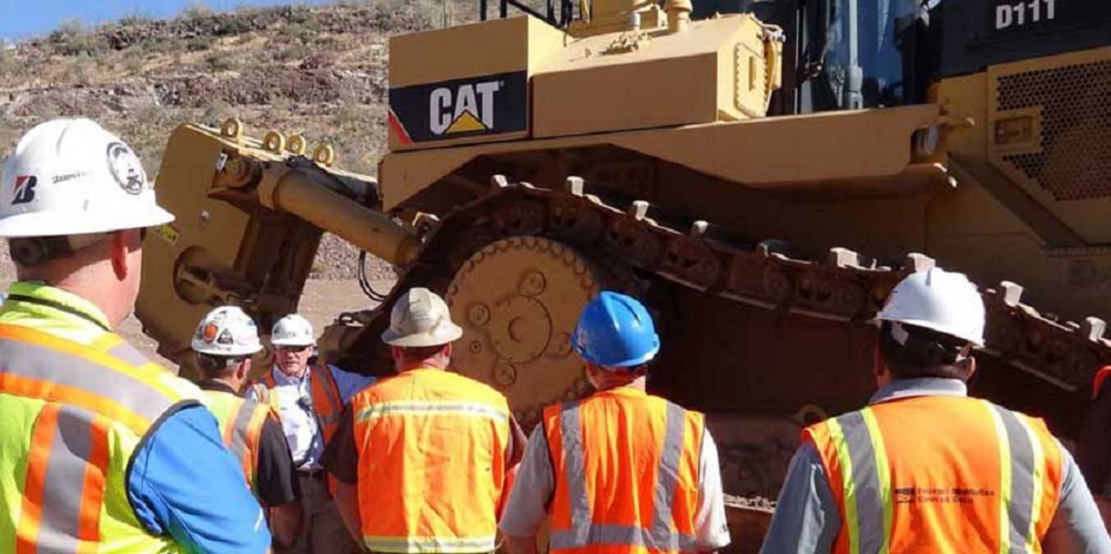 Guide To Large & Heavy Equipment Safety Training NMC CAT