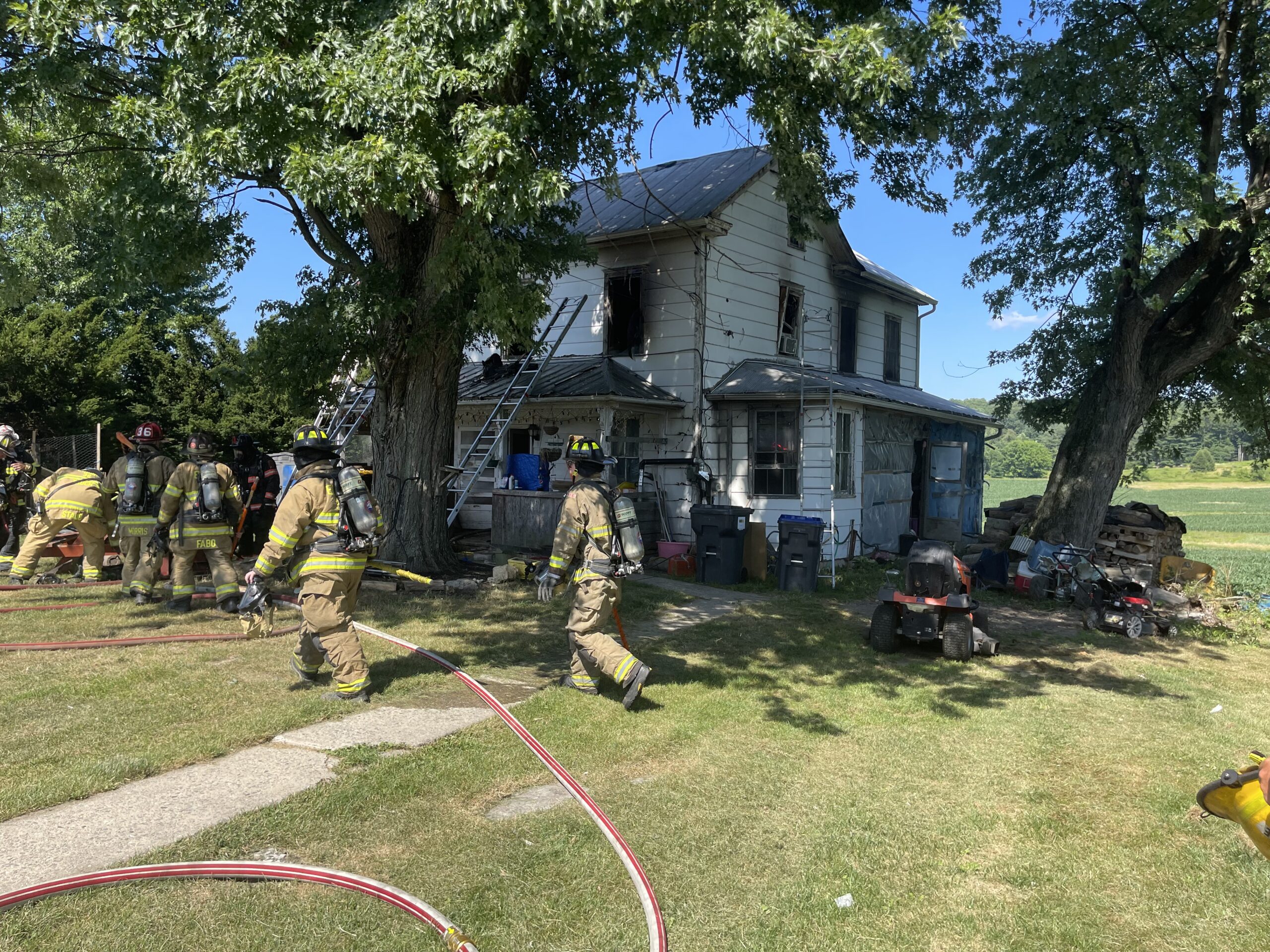 Working House Fire on Oxford Road in South Middleton Township North