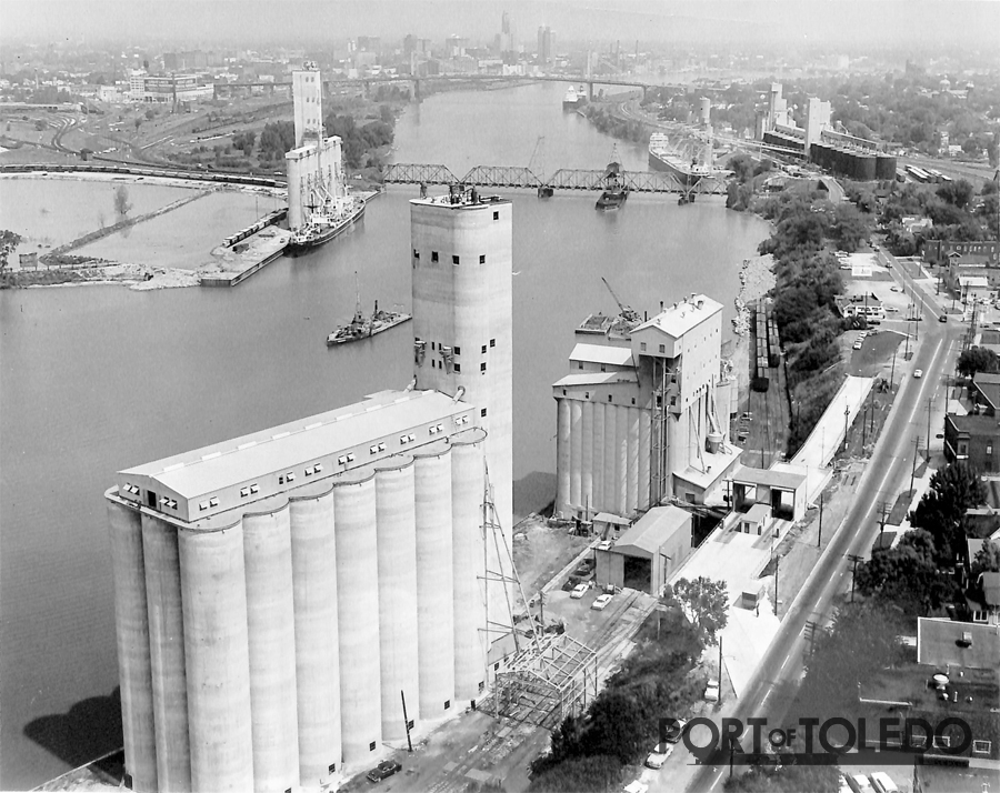 Grain Docks on the Maumee River National Museum of the Great Lakes