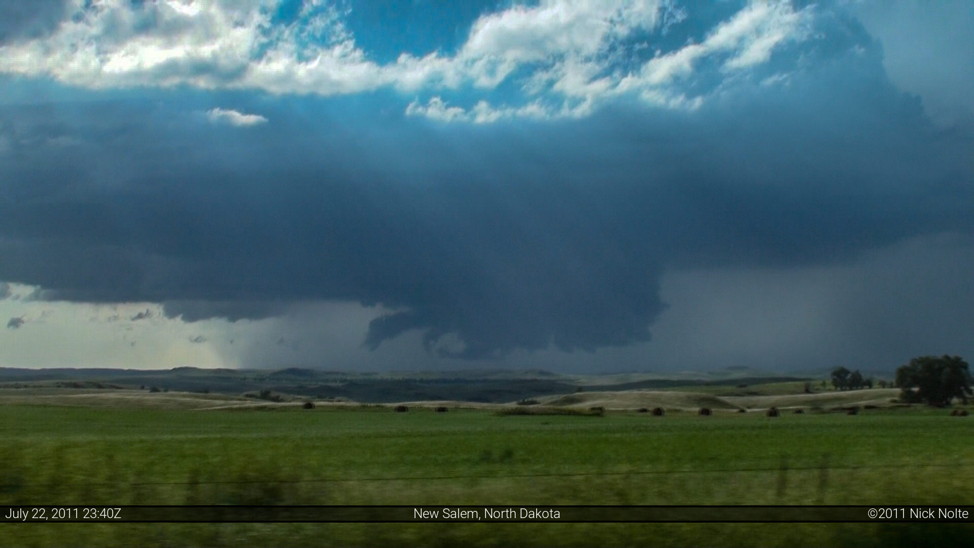 July 22, 2011 Flasher, North Dakota Supercell NNWX.US