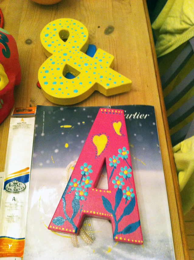 painted cardboard letters » No42