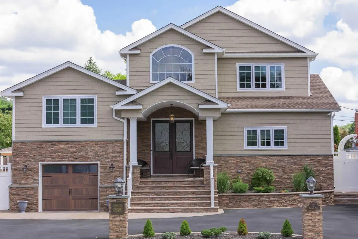 Roofing & Siding Gallery in Suffolk County New Construction Builders NYC