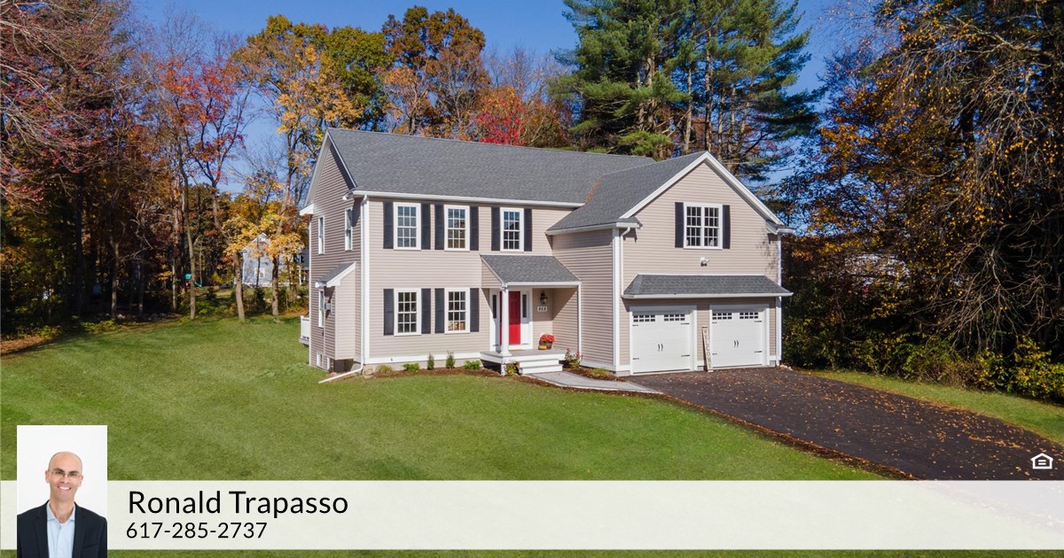 868 Pleasant St, Attleboro, MA 02703