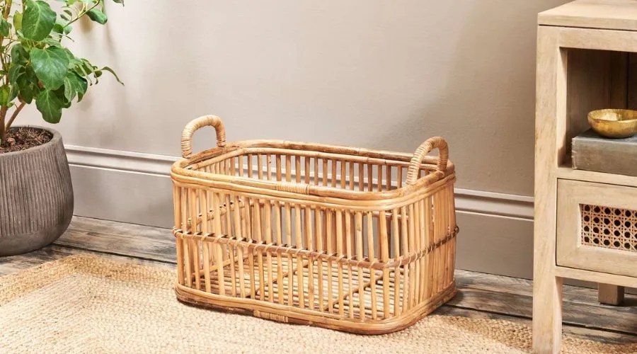 Check Out The Best Laundry Basket To Carry Dirty Clothes