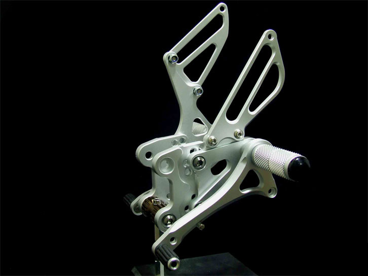 ZX9R / ZX6R ..02 ADJUSTABLE REARSETS NOBUNAKA RACING