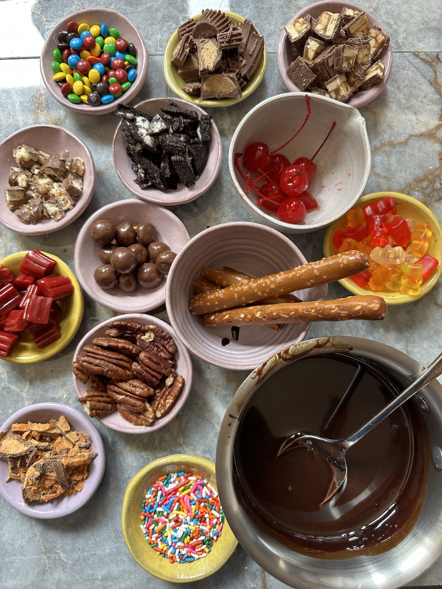The Best Ice Cream Toppings For A Sundae Bar LaptrinhX / News
