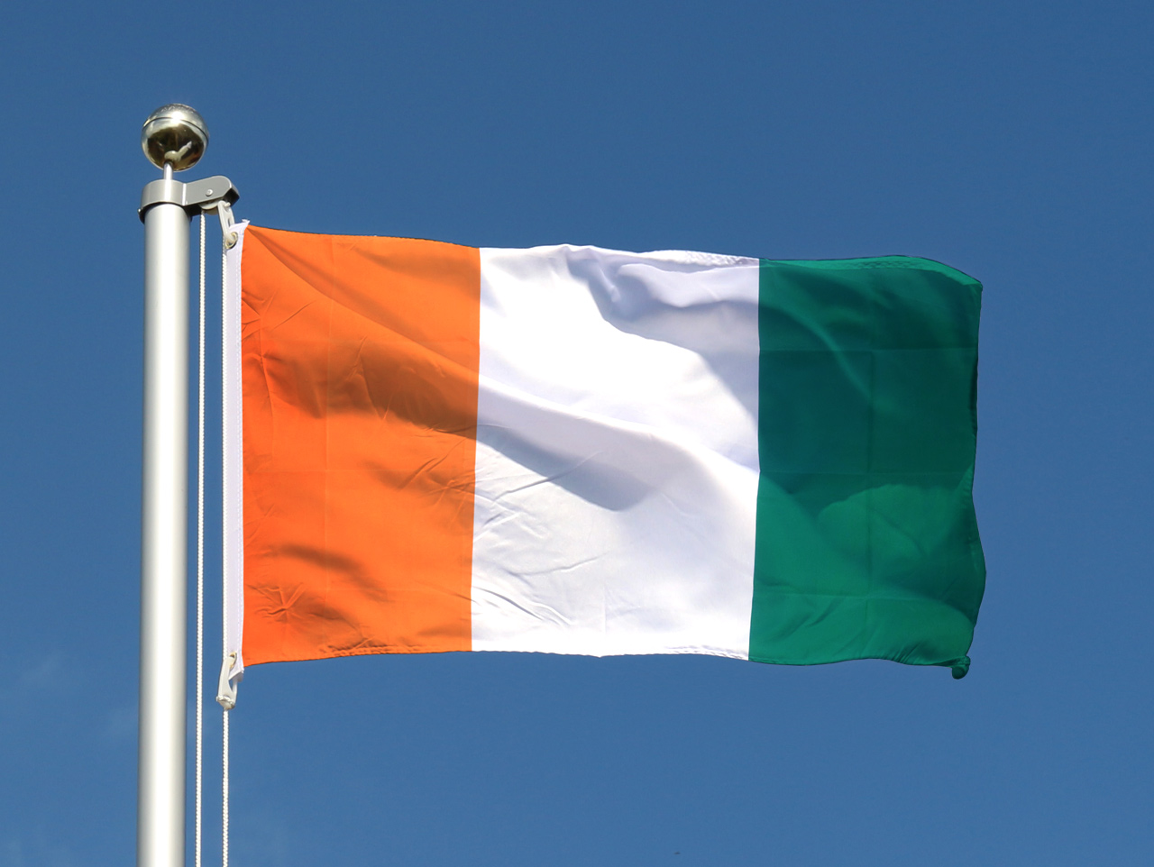 Drapeau Côte d'Ivoire Acheter drapeaux ivoiriens pas cher Monsieur